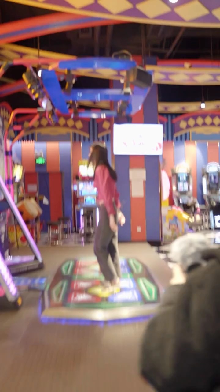  - u1s1，这个纯欲版周冬雨，心动不如..占为己有！