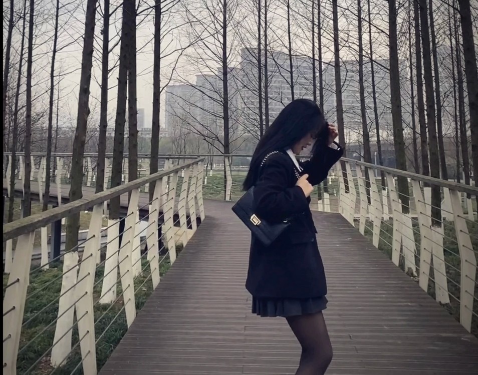  - 比心_麦小兜_翻唱-韶颜逝