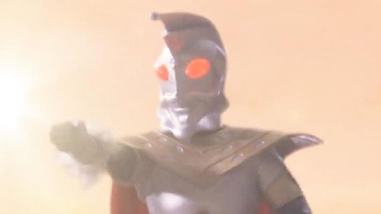 - 奥特之王赐予的4件宝物,雷欧使用奥特斗篷是他重要的一大看点