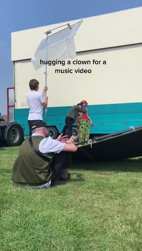  - Matt Maltese - You Deserve an Oscar [拍摄花絮]