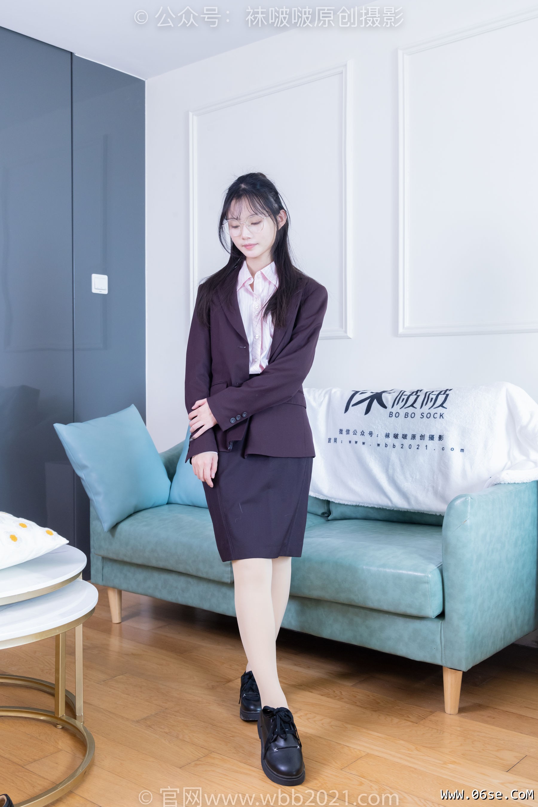 BoBoSocks袜啵啵 No.362 甜甜圈 -两双皮鞋、厚肉丝、厚黑丝、ol制服[230P]-六色网