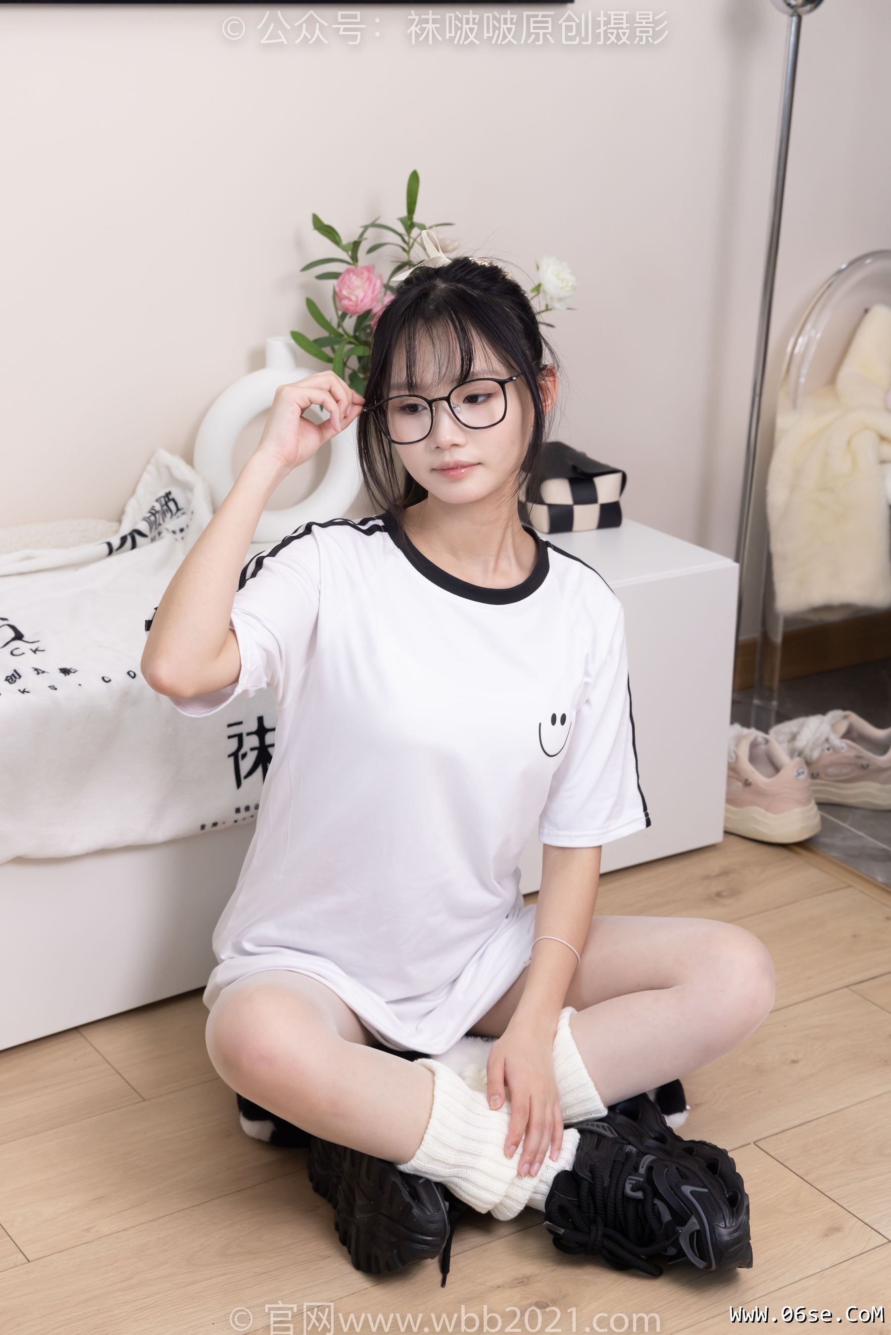 图片[86]-BoBoSocks袜啵啵 No.376 甜甜圈 -运动鞋、堆堆袜套、白丝[150P]-六色网