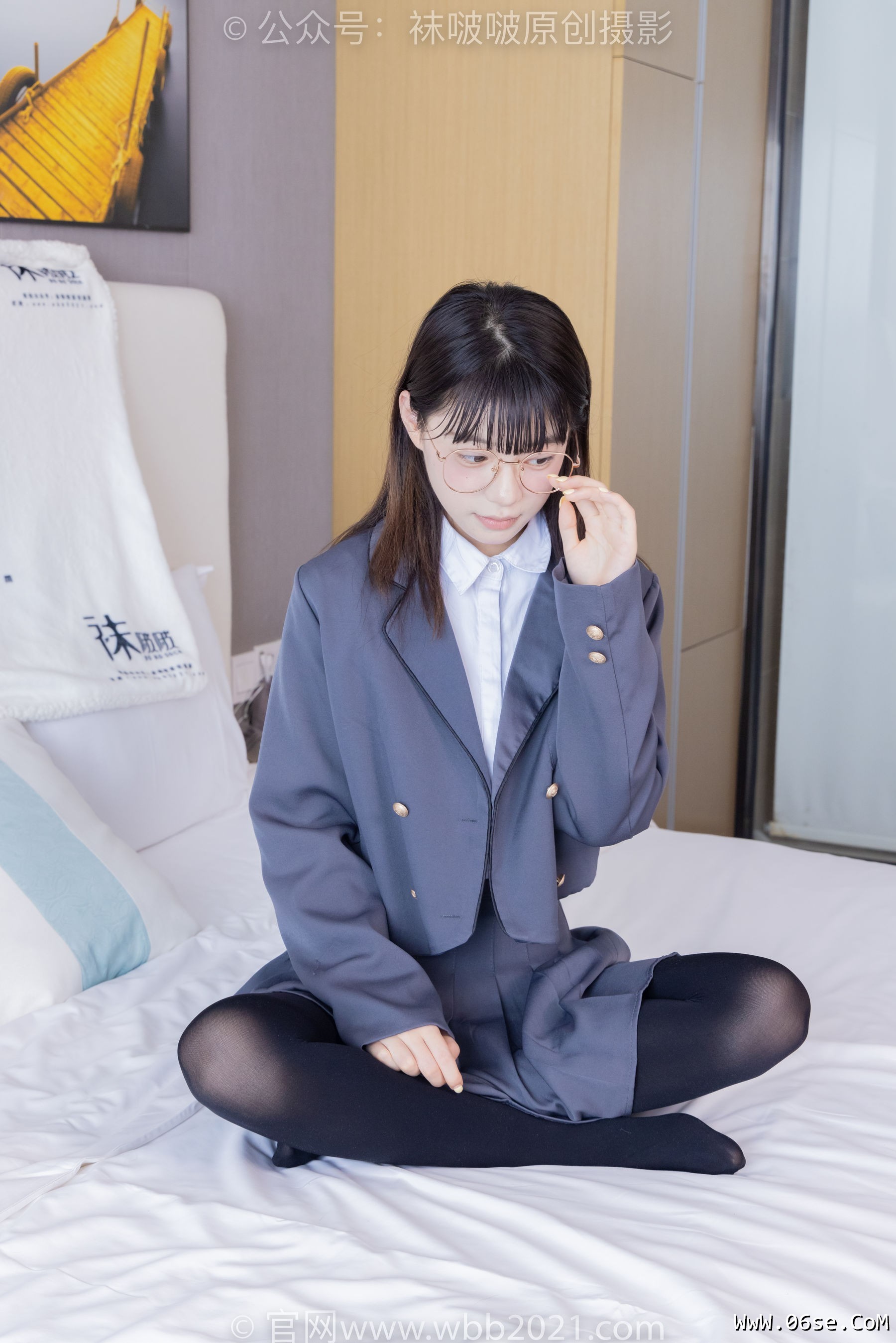 图片[8]-BoBoSocks袜啵啵 No.402 糯米 -皮鞋、厚黑丝、学院jk[140P]-六色网