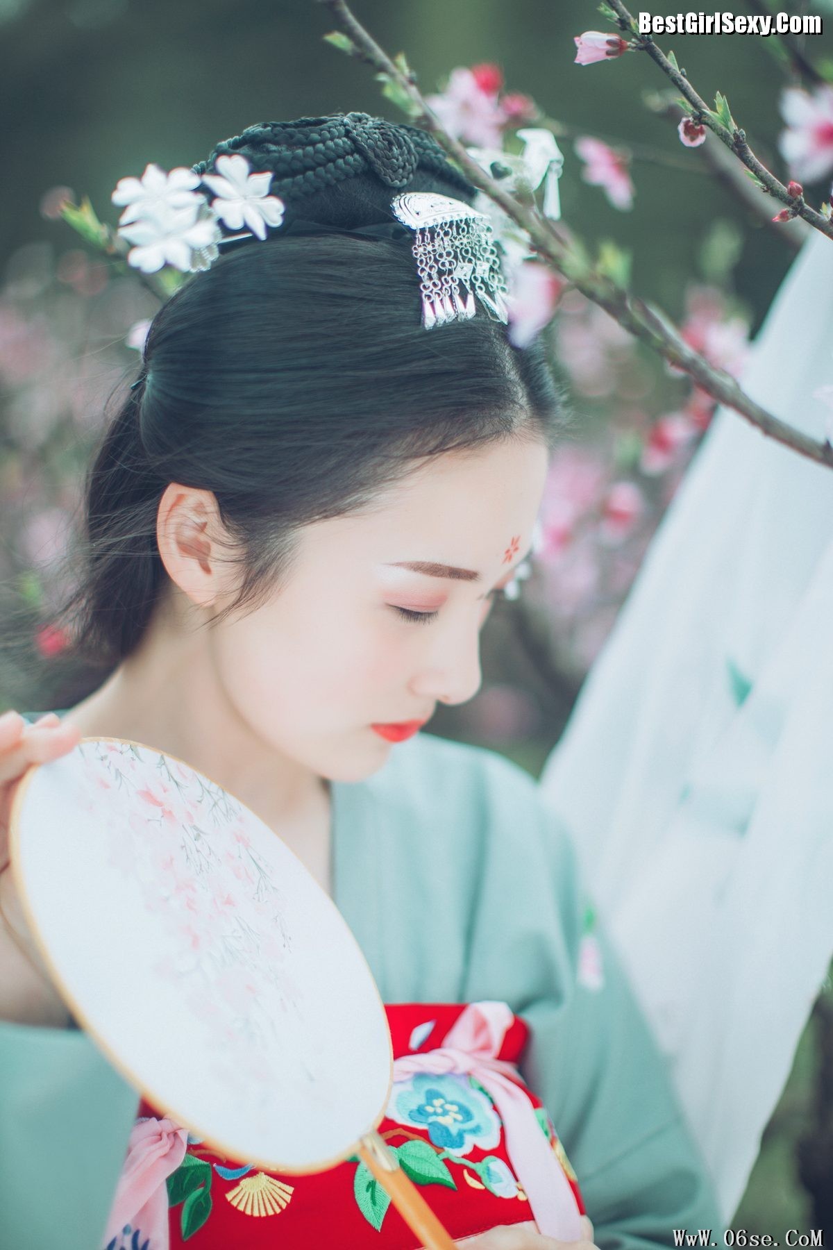 图片[14]-YiTuYu艺图语 Vol.4056 Fan Fan[32P]-六色网