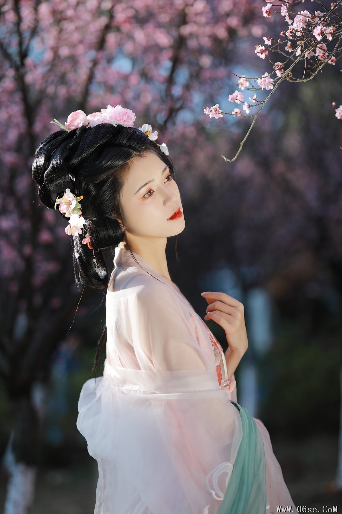 图片[17]-YiTuYu艺图语 Vol.3732 Wu Sui[28P]-六色网