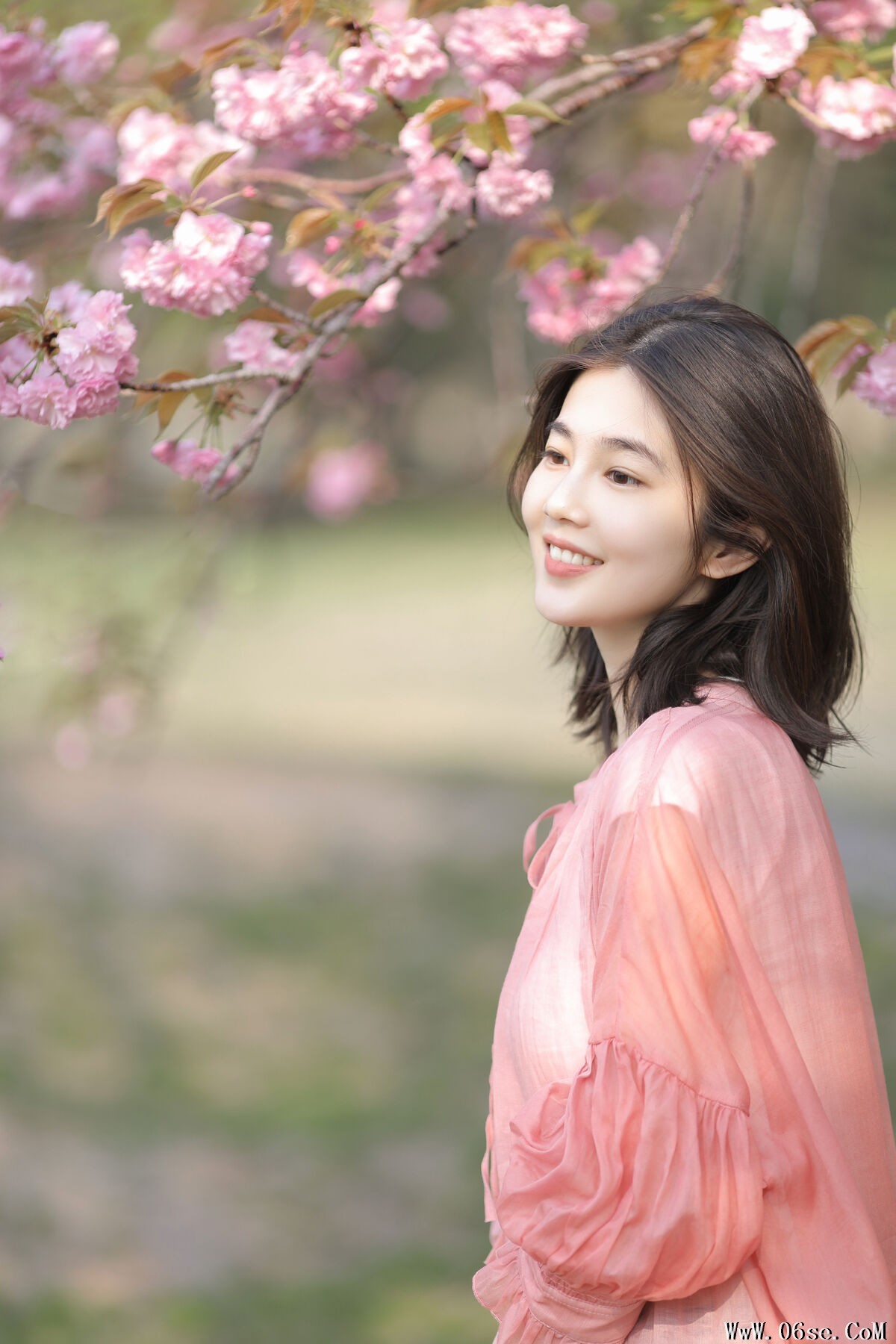 图片[6]-YiTuYu艺图语 Vol.6828 Fan Fan[26P]-六色网