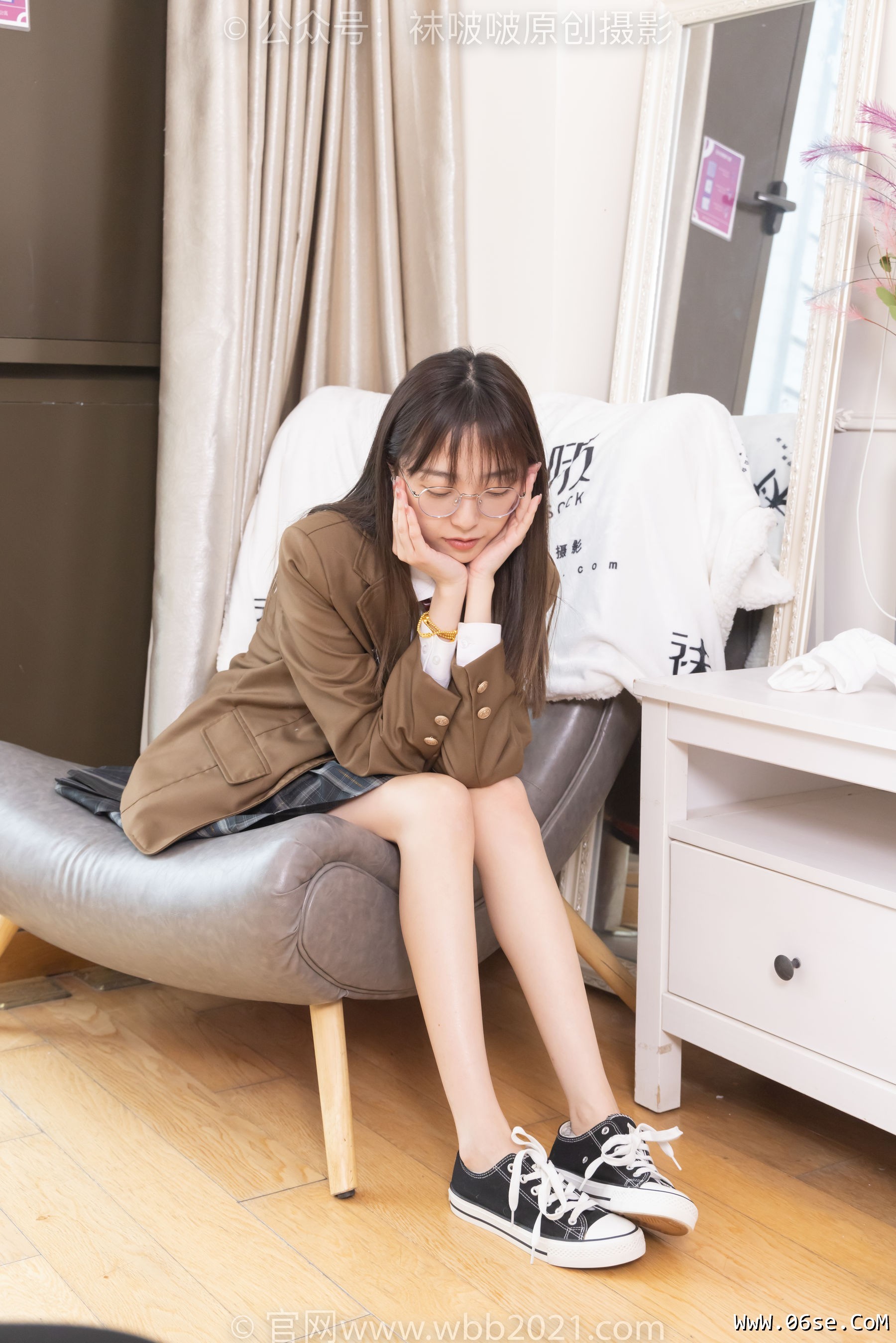 图片[32]-BoBoSocks袜啵啵 No.370 稚予 -板鞋、白棉袜、灰色棉船袜[140P]-六色网