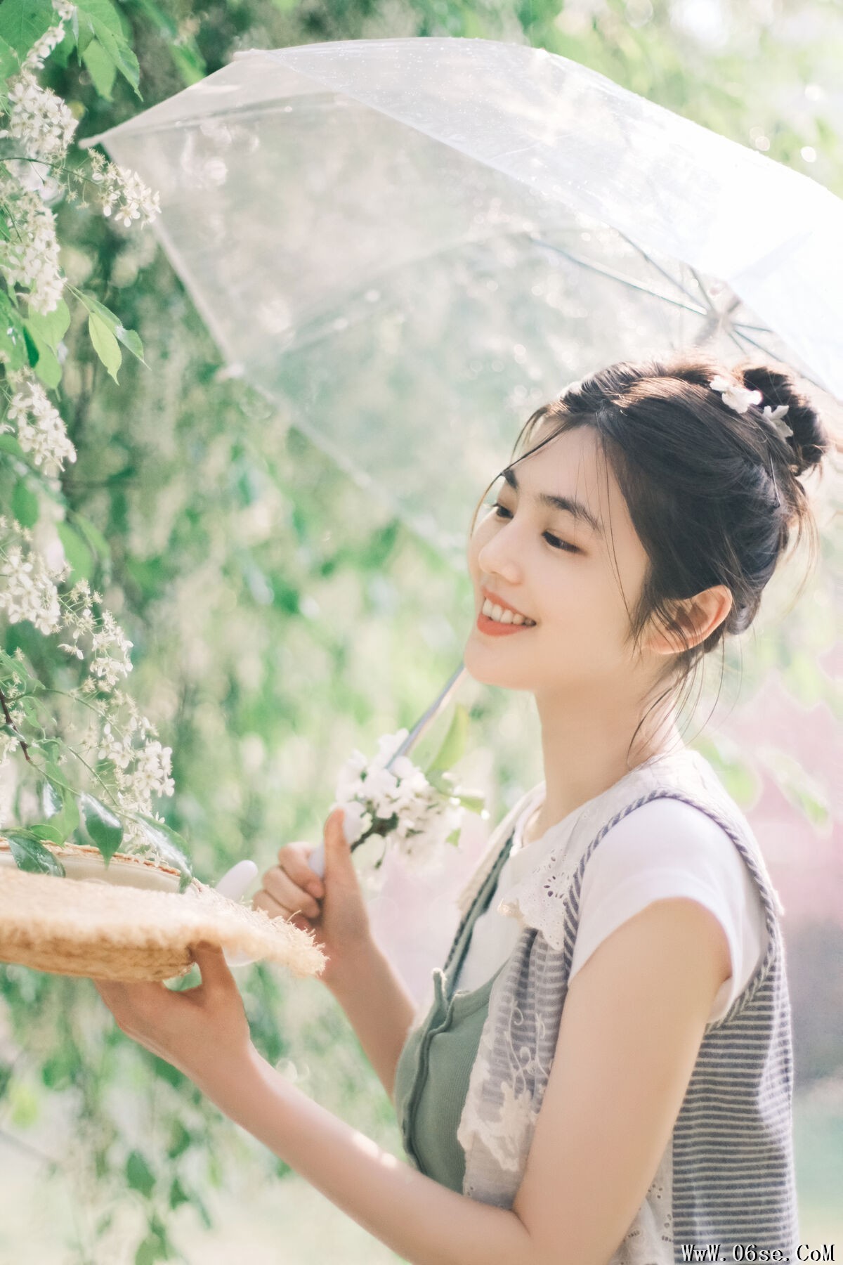 图片[13]-YiTuYu艺图语 Vol.7084 Fan Fan[28P]-六色网