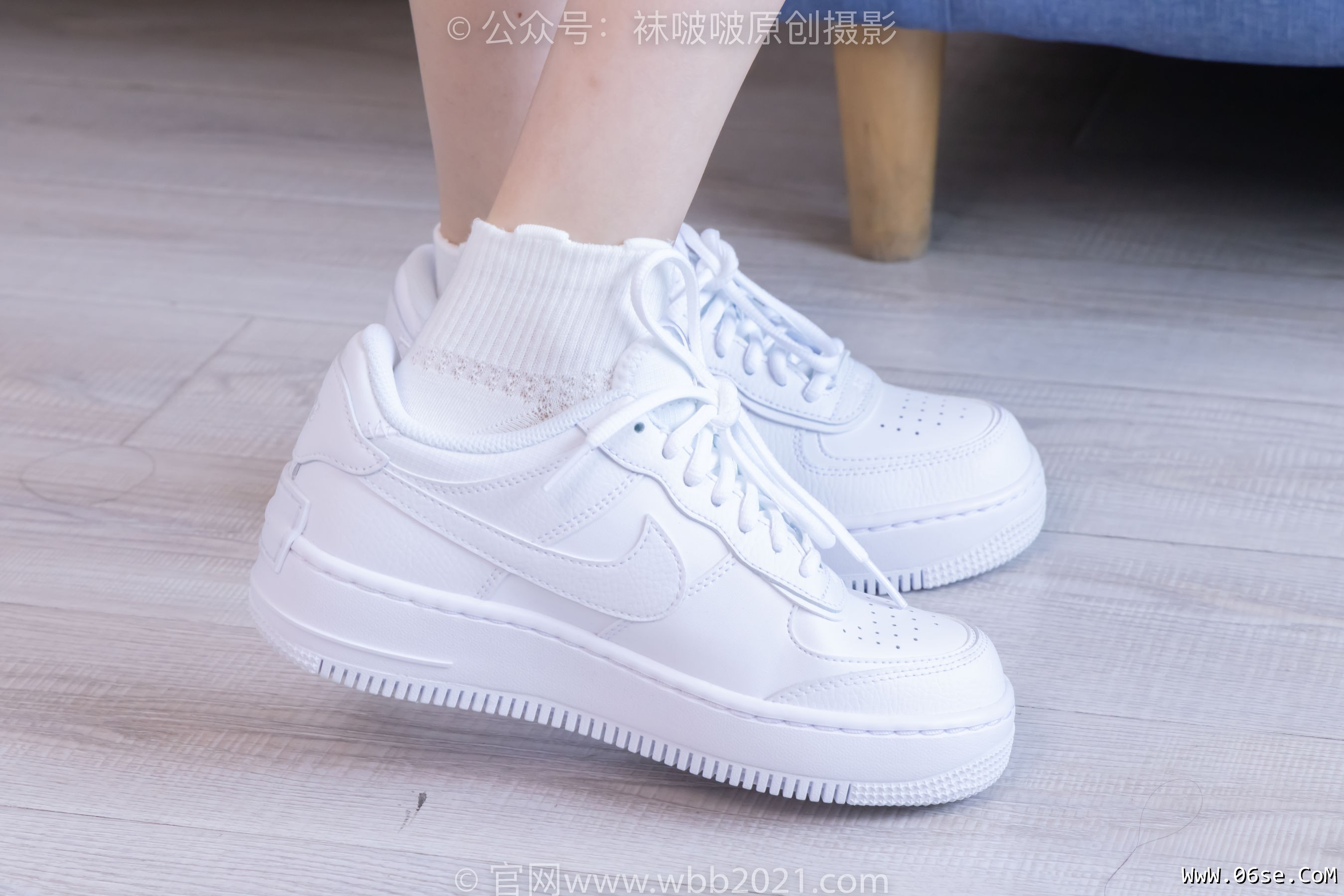 图片[2]-BoBoSocks袜啵啵 No.417 稚予 – 板鞋、白棉袜、裸足、裸足部分脚底抹精油[199P]-六色网