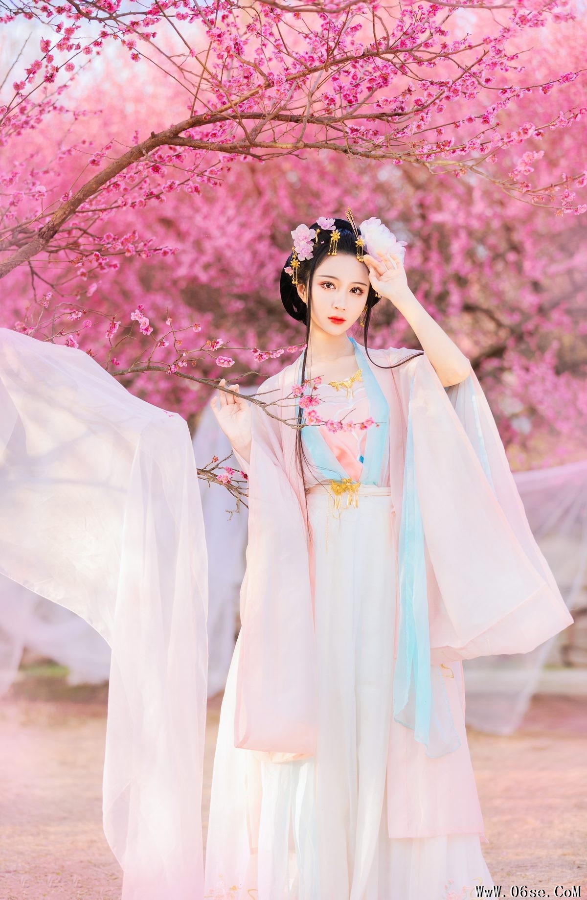 图片[6]-YiTuYu艺图语 Vol.4485 Qi Luo Sheng De Xiao Su Su[28P]-六色网