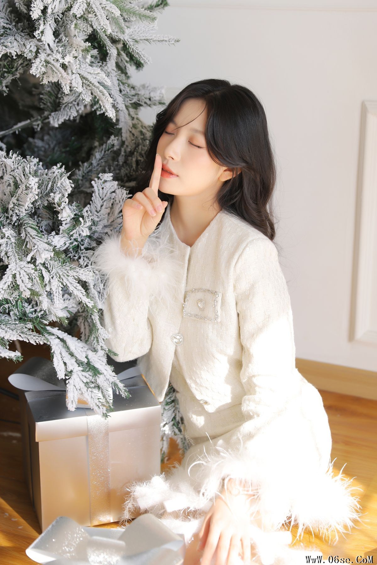 图片[18]-YiTuYu艺图语 Vol.3231 Yi Xin Doris[36P]-六色网
