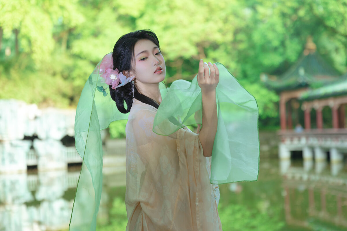图片[13]-YiTuYu艺图语 Vol.7300 Leng Ku Wang Ye[25P]-六色网