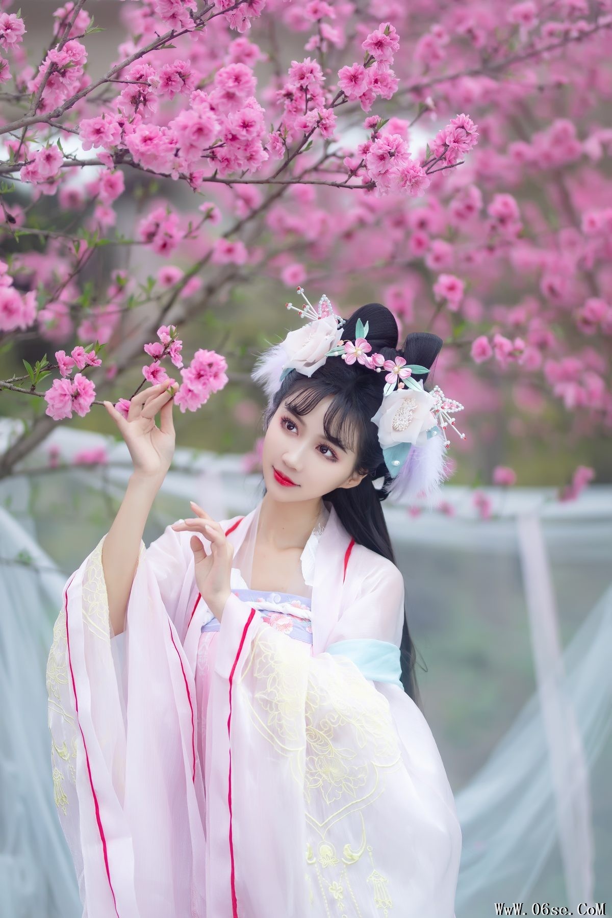 图片[23]-YiTuYu艺图语 Vol.4343 Qi Luo Sheng De Xiao Su Su[29P]-六色网