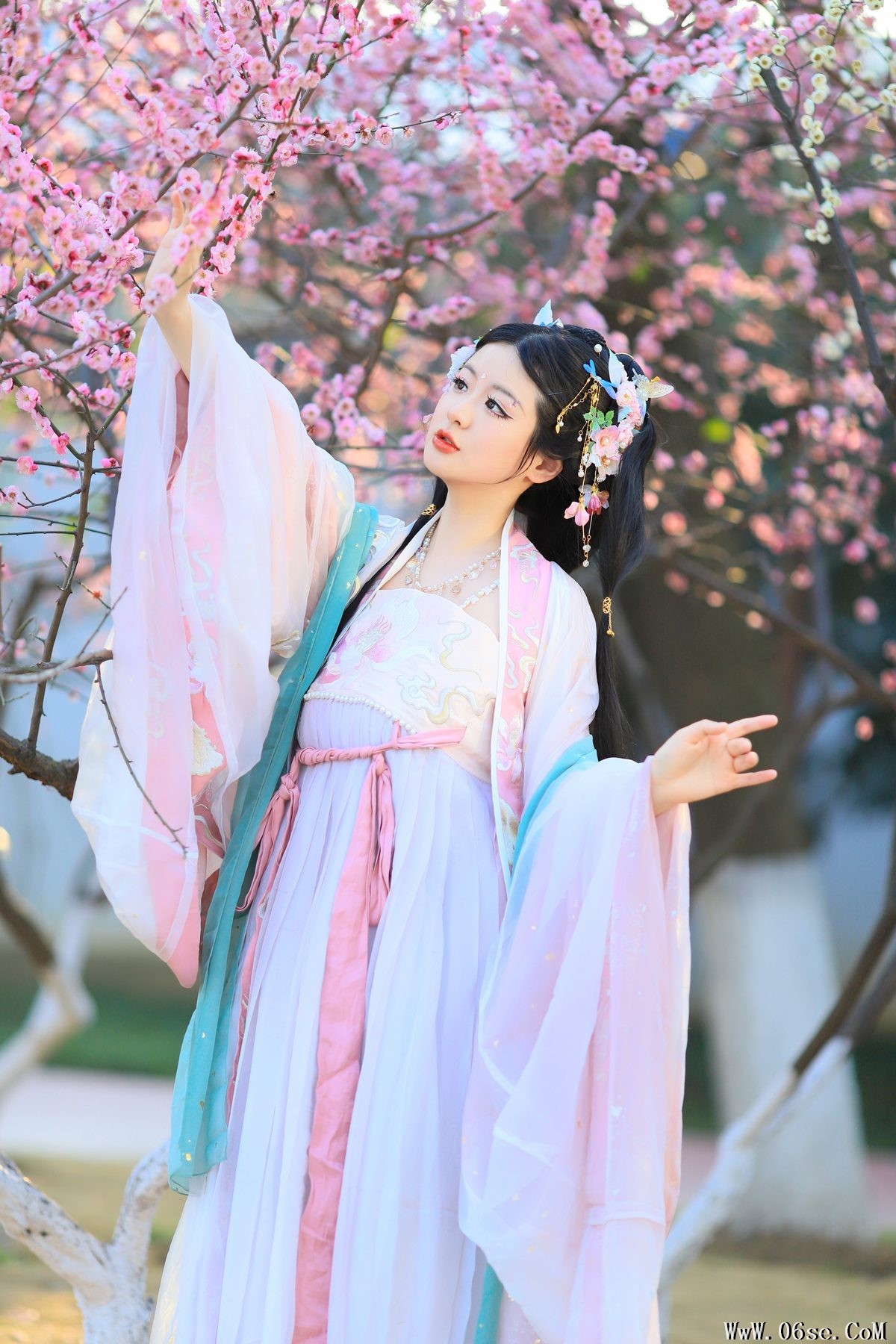 图片[23]-YiTuYu艺图语 Vol.5158 Bu Ke Ai De He He Miao[29P]-六色网