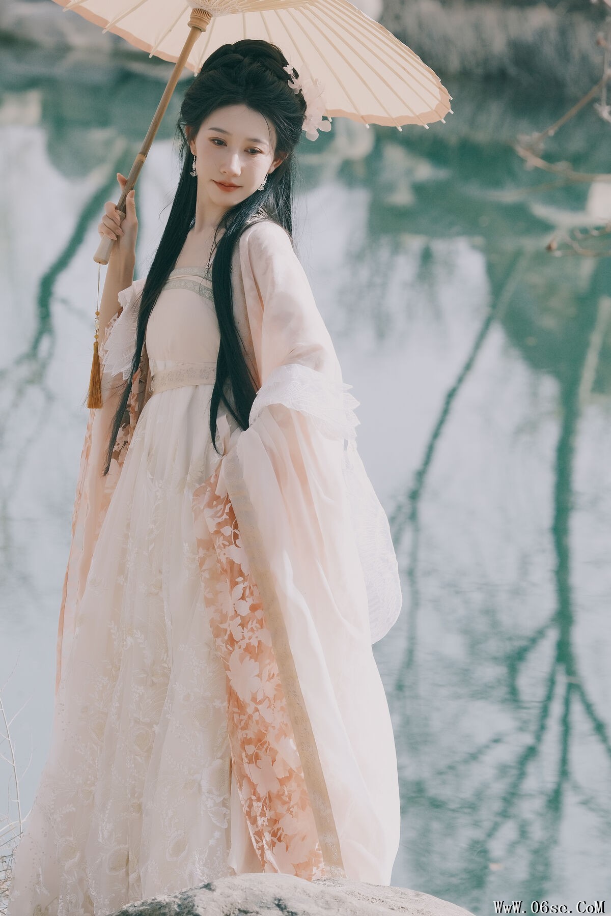 图片[4]-YiTuYu艺图语 Vol.7275 Xiao Bei Ke Qing Bu Yao Fang Qi[25P]-六色网