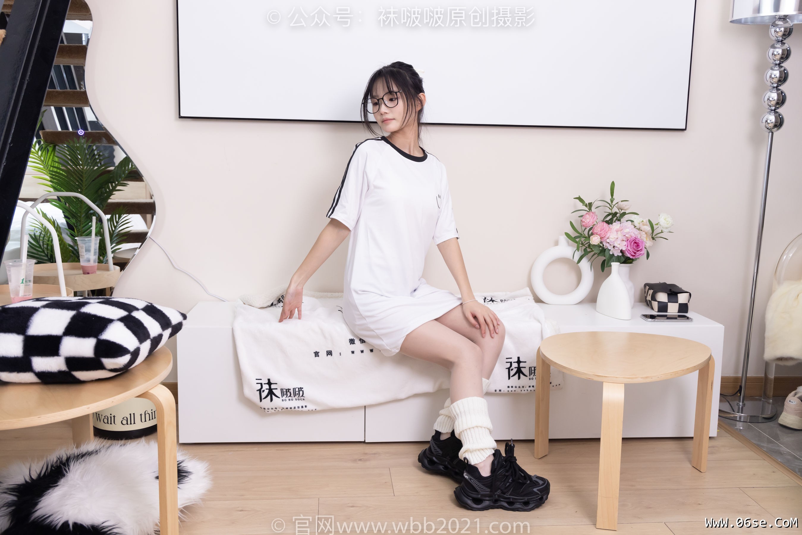 图片[55]-BoBoSocks袜啵啵 No.376 甜甜圈 -运动鞋、堆堆袜套、白丝[150P]-六色网
