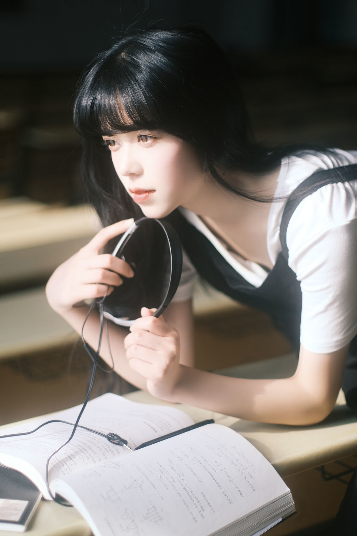 图片[24]-YiTuYu艺图语 Vol.7297 Jiang Jiang Guo[33P]-六色网