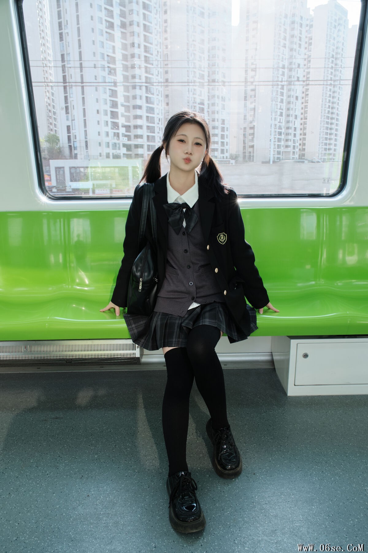 图片[17]-YiTuYu艺图语 Vol.6803 Rou Song Bao[25P]-六色网