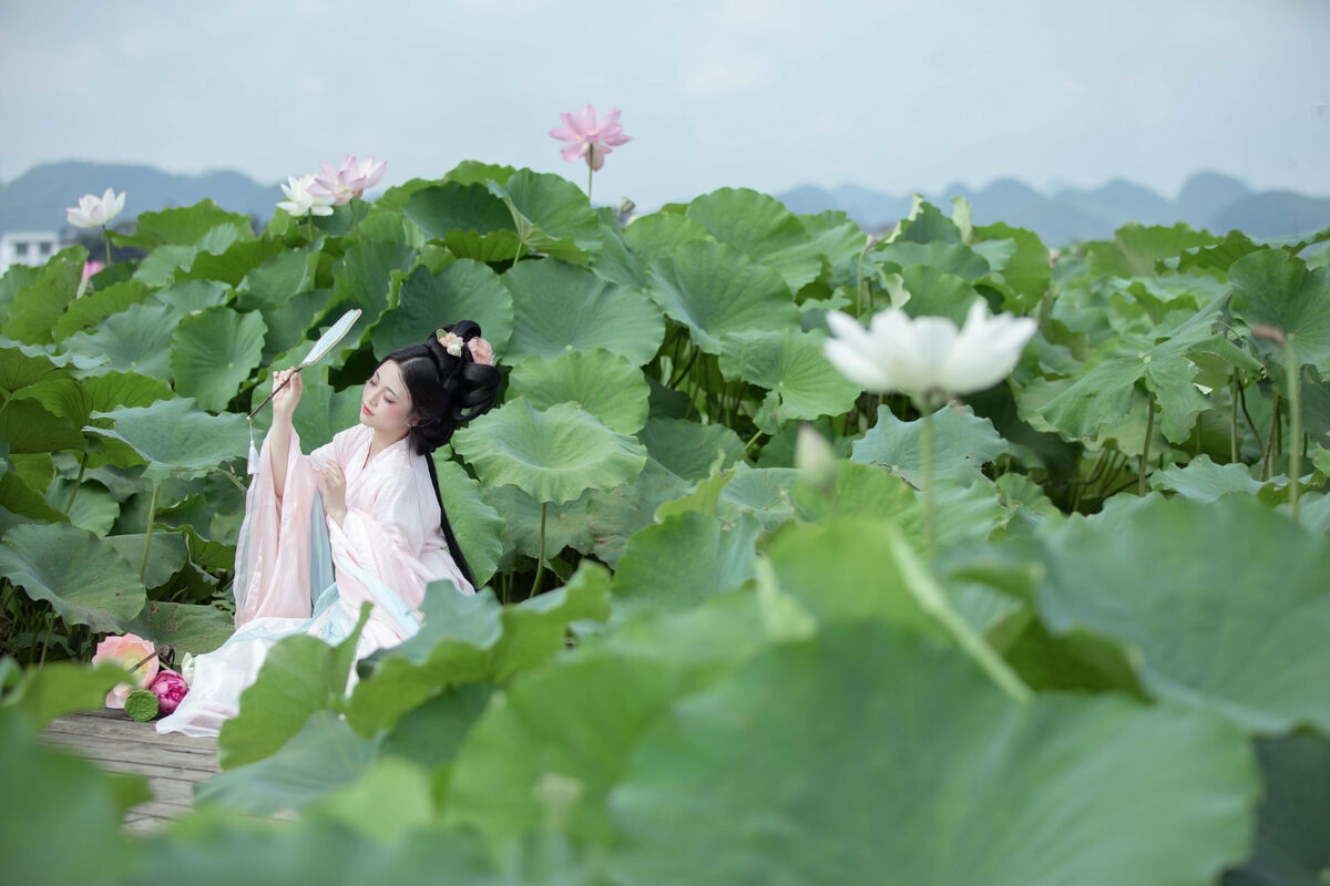 图片[16]-YiTuYu艺图语 Vol.7597 Jin Zou Ba[24P]-六色网