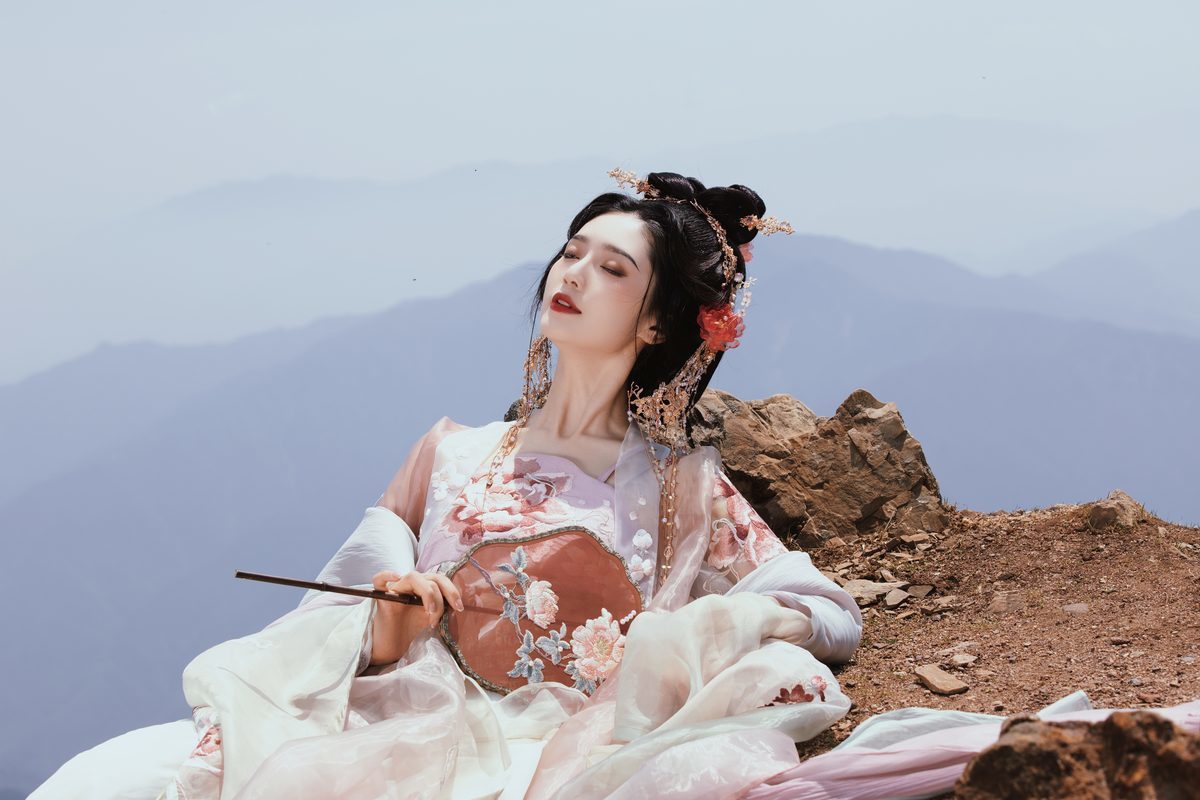 图片[23]-YiTuYu艺图语 Vol.4296 Chen Luo Jin[26P]-六色网