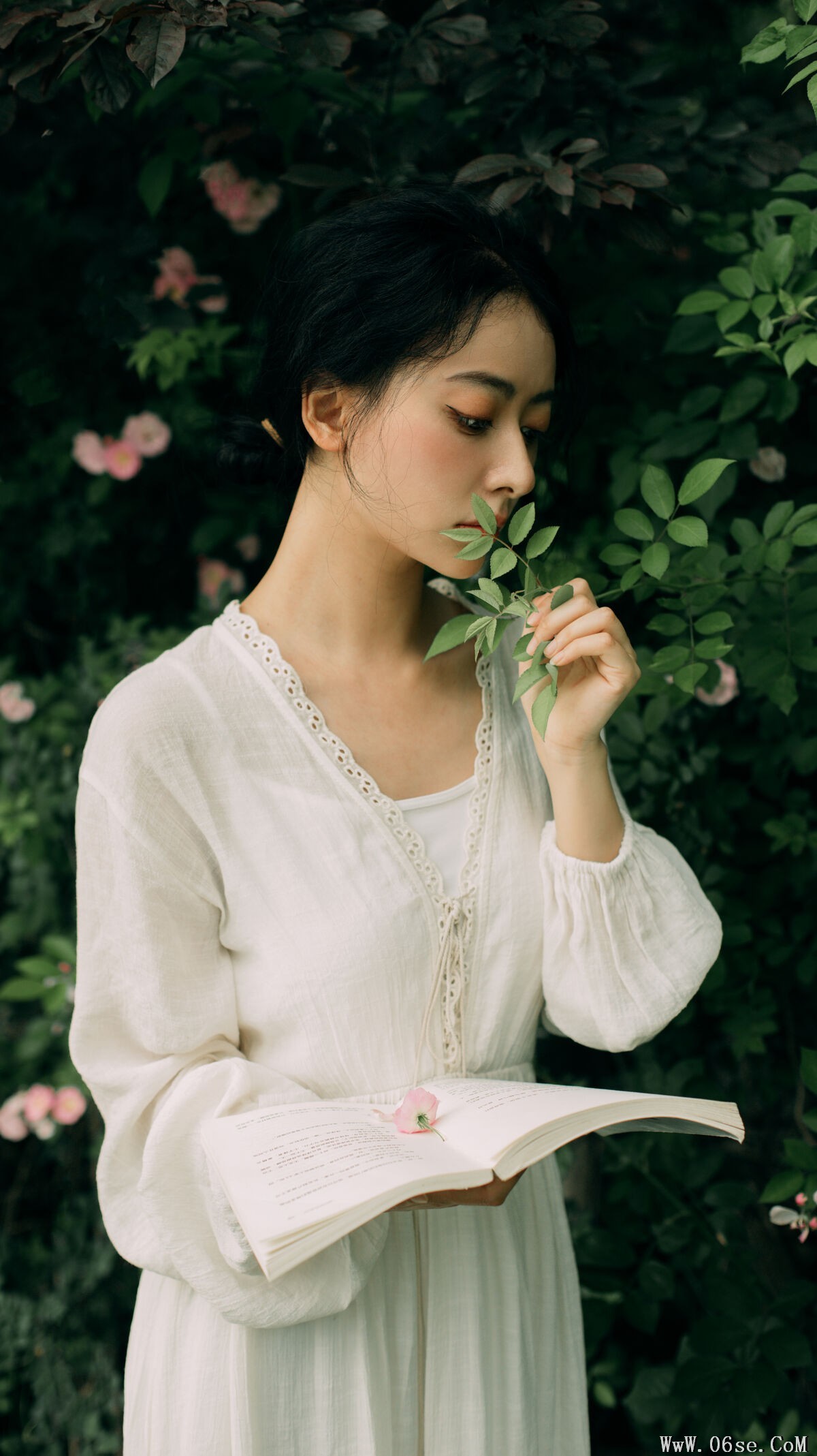 图片[20]-YiTuYu艺图语 Vol.7040 Ang Yang[33P]-六色网