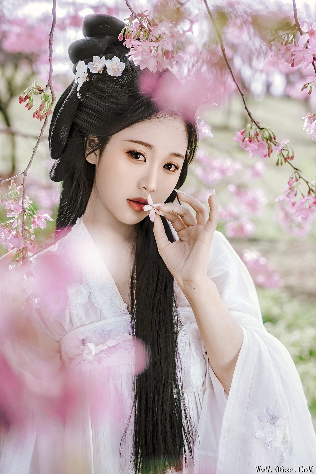 YiTuYu艺图语 Vol.4017 Miao Cui Jiao[23P]-六色网