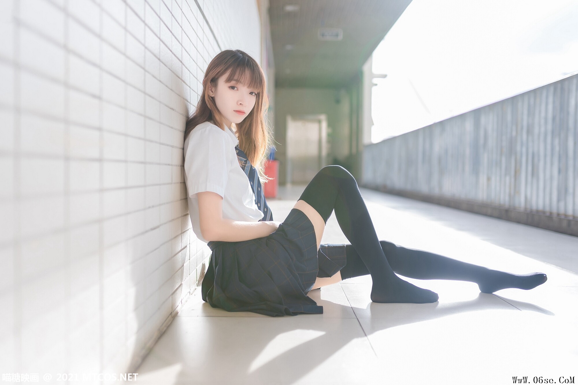 喵糖映画 VOL.376 芊芊细腿[47P／80.9MB]-六色网