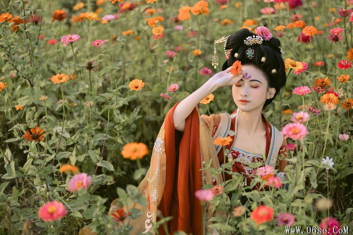 图片[6]-YiTuYu艺图语 Vol.5550 Mou Xiao Yao[45P]-六色网