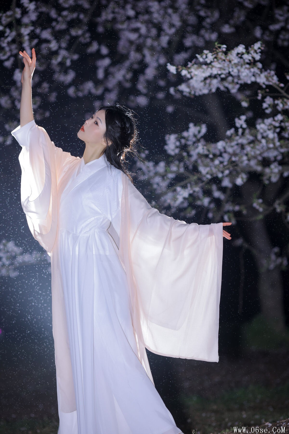 图片[5]-YiTuYu艺图语 Vol.6792 Xiao Yang[23P]-六色网