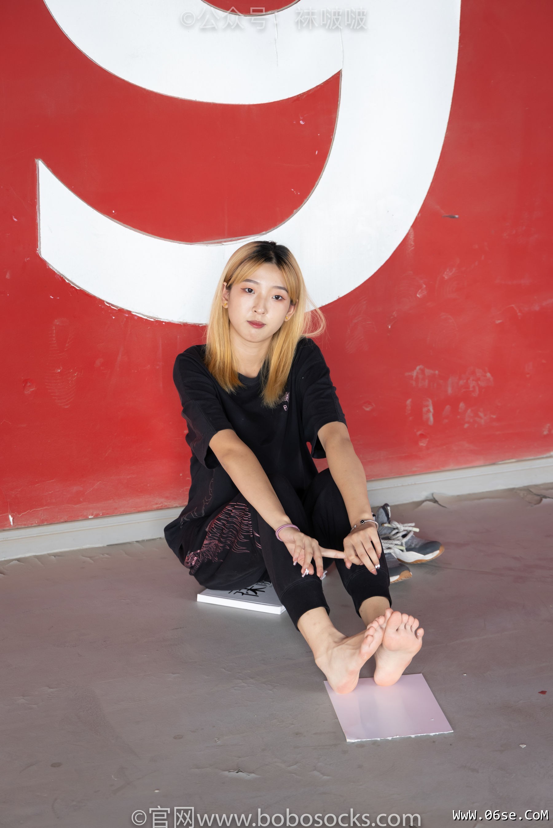 图片[124]-BoBoSocks袜啵啵 No.018 木木-运动鞋、白棉袜、裸足[136P]-六色网