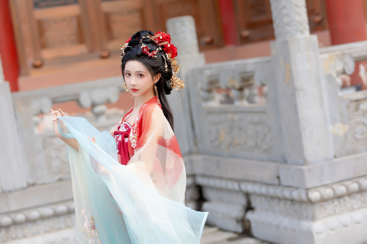 图片[7]-YiTuYu艺图语 Vol.7208 Qi Luo Sheng De Xiao Su Su[28P]-六色网