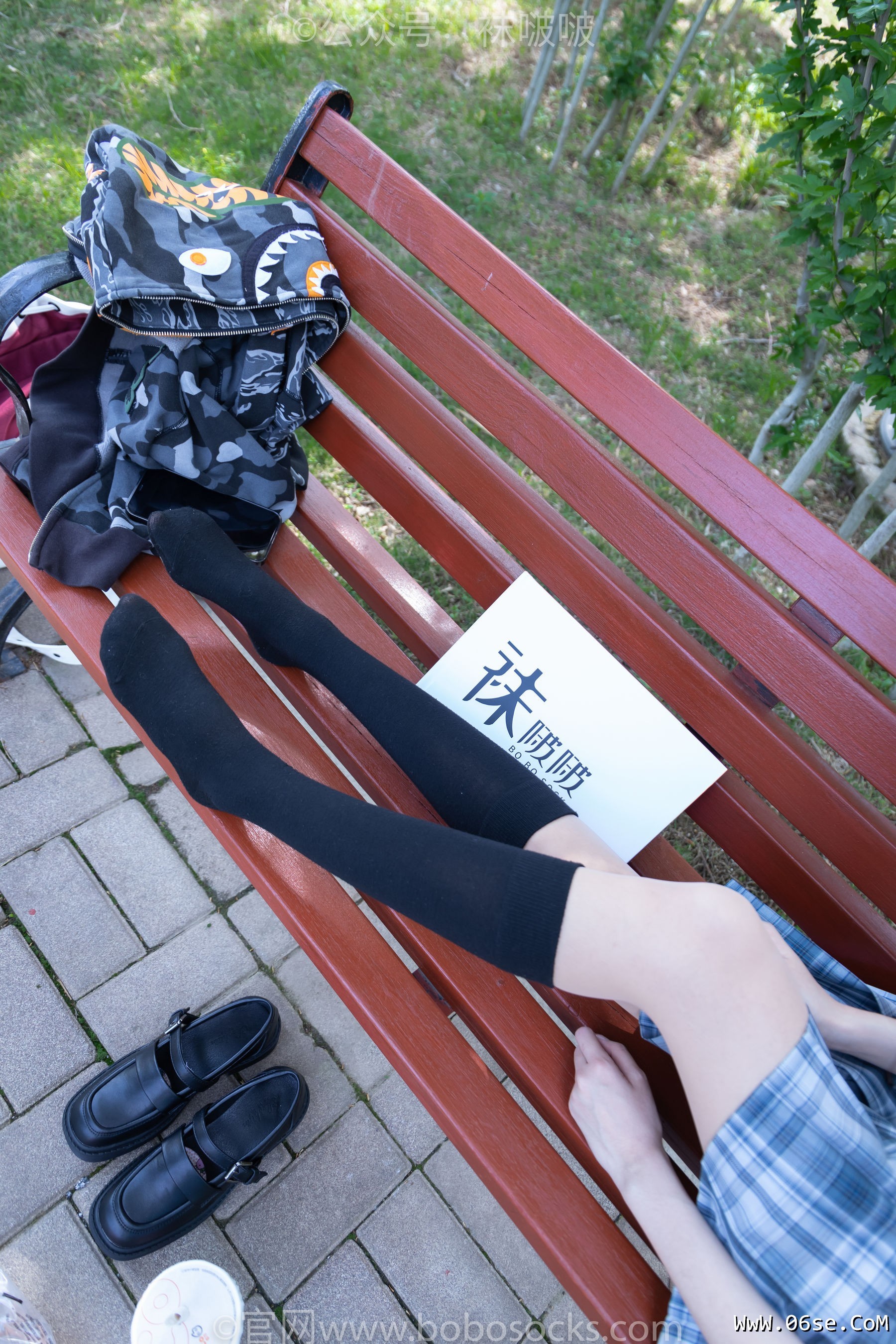 图片[87]-BoBoSocks袜啵啵 No.007 稚予-JK制服、皮鞋、黑色中筒棉袜、肉丝[143P]-六色网