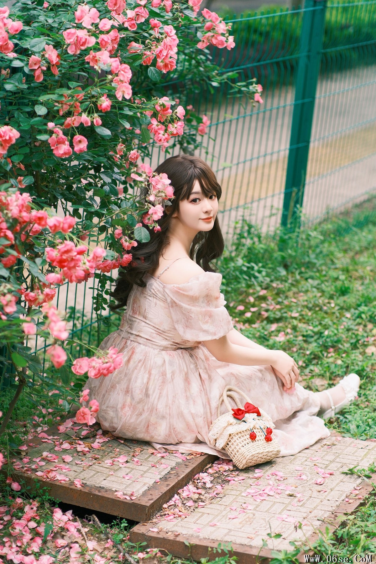 图片[25]-YiTuYu艺图语 Vol.7020 Bu Ke Ai De He He Miao[31P]-六色网