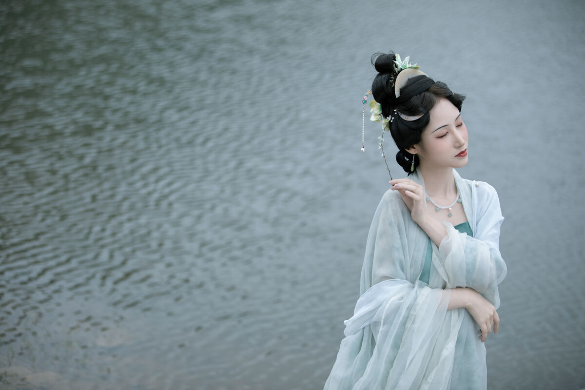 图片[13]-YiTuYu艺图语 Vol.7253 Nian Ze Mei Xiao[27P]-六色网