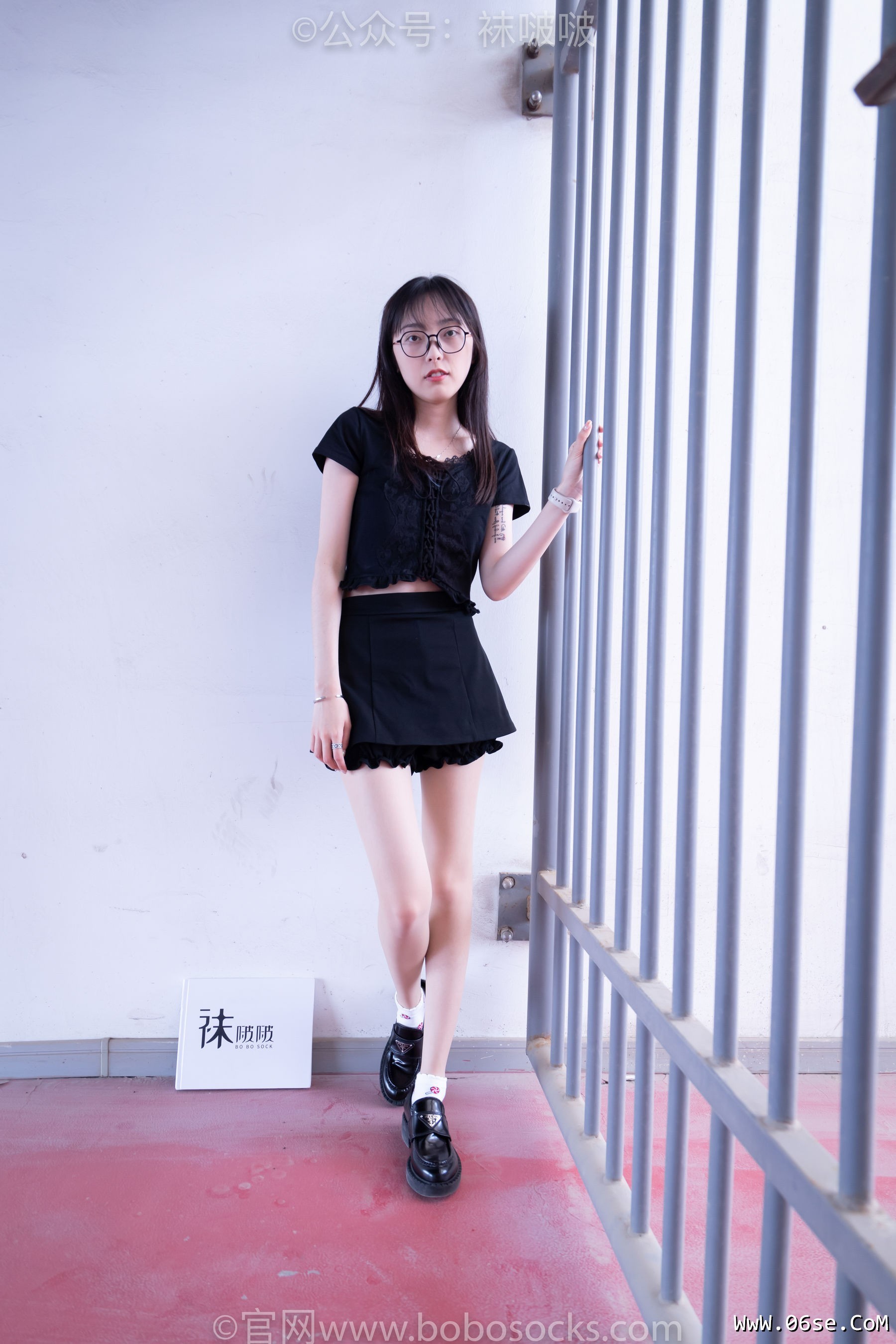 图片[2]-BoBoSocks袜啵啵 No.030 稚予- 皮鞋、短白棉袜、肉丝[141P]-六色网