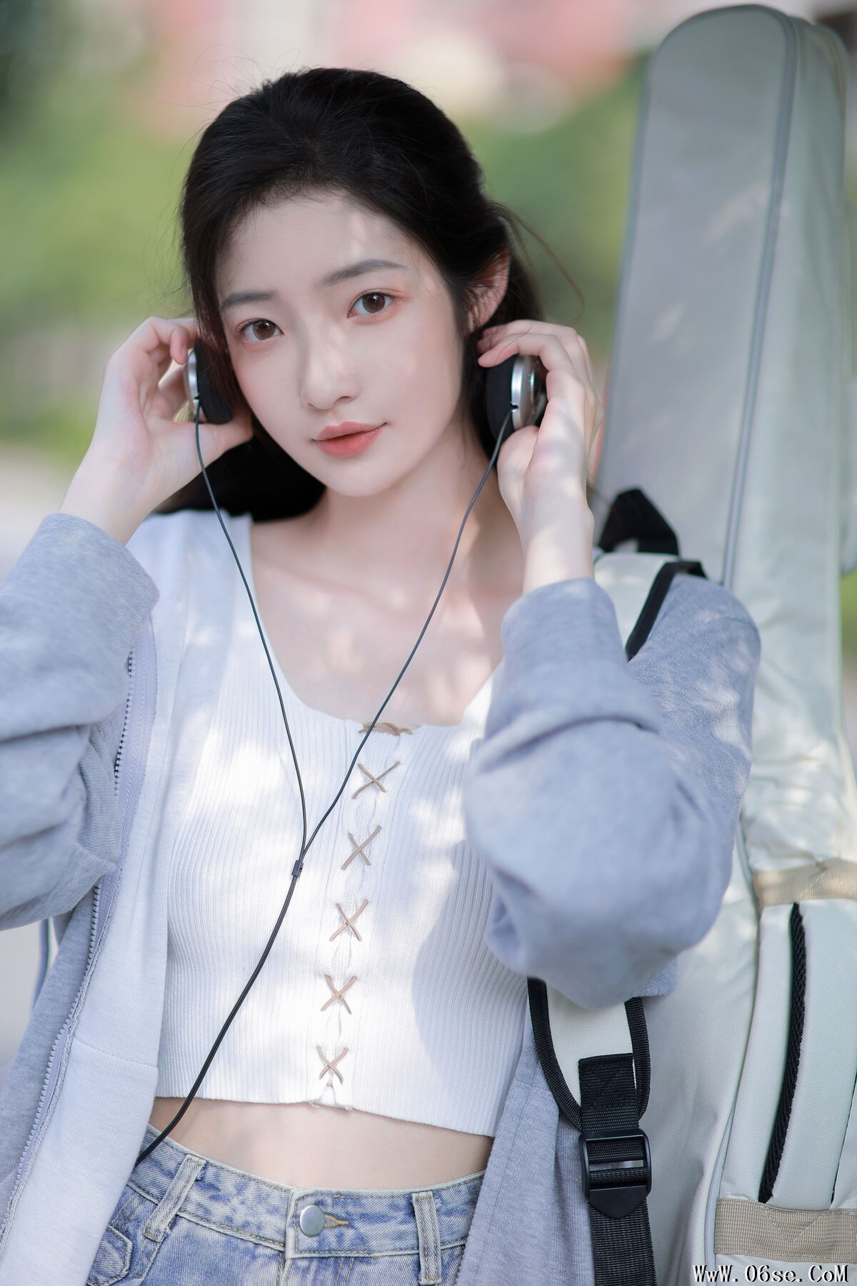 图片[6]-YiTuYu艺图语 Vol.6623 Dai Dai Qi Fei La[23P]-六色网