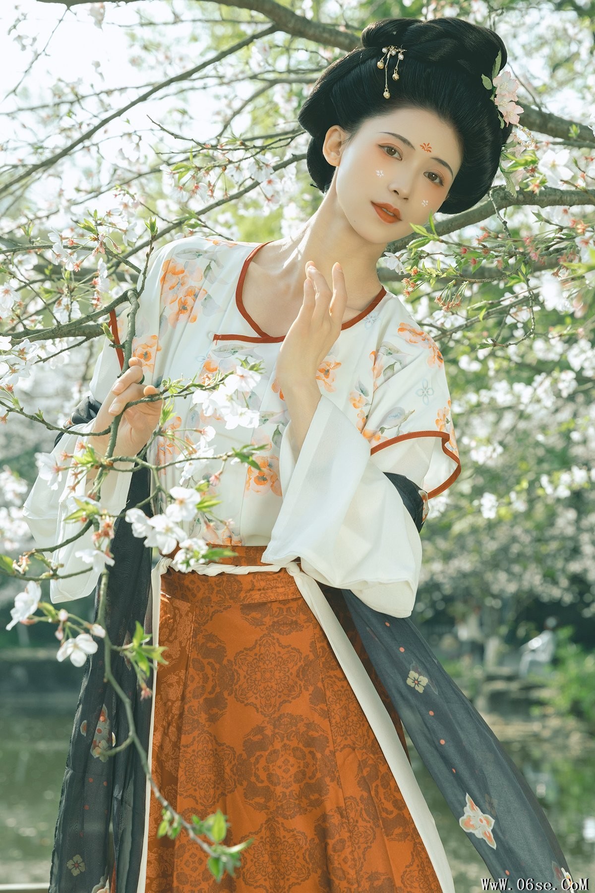 YiTuYu艺图语 Vol.7093 Ji Xiang Xiang[25P]-六色网