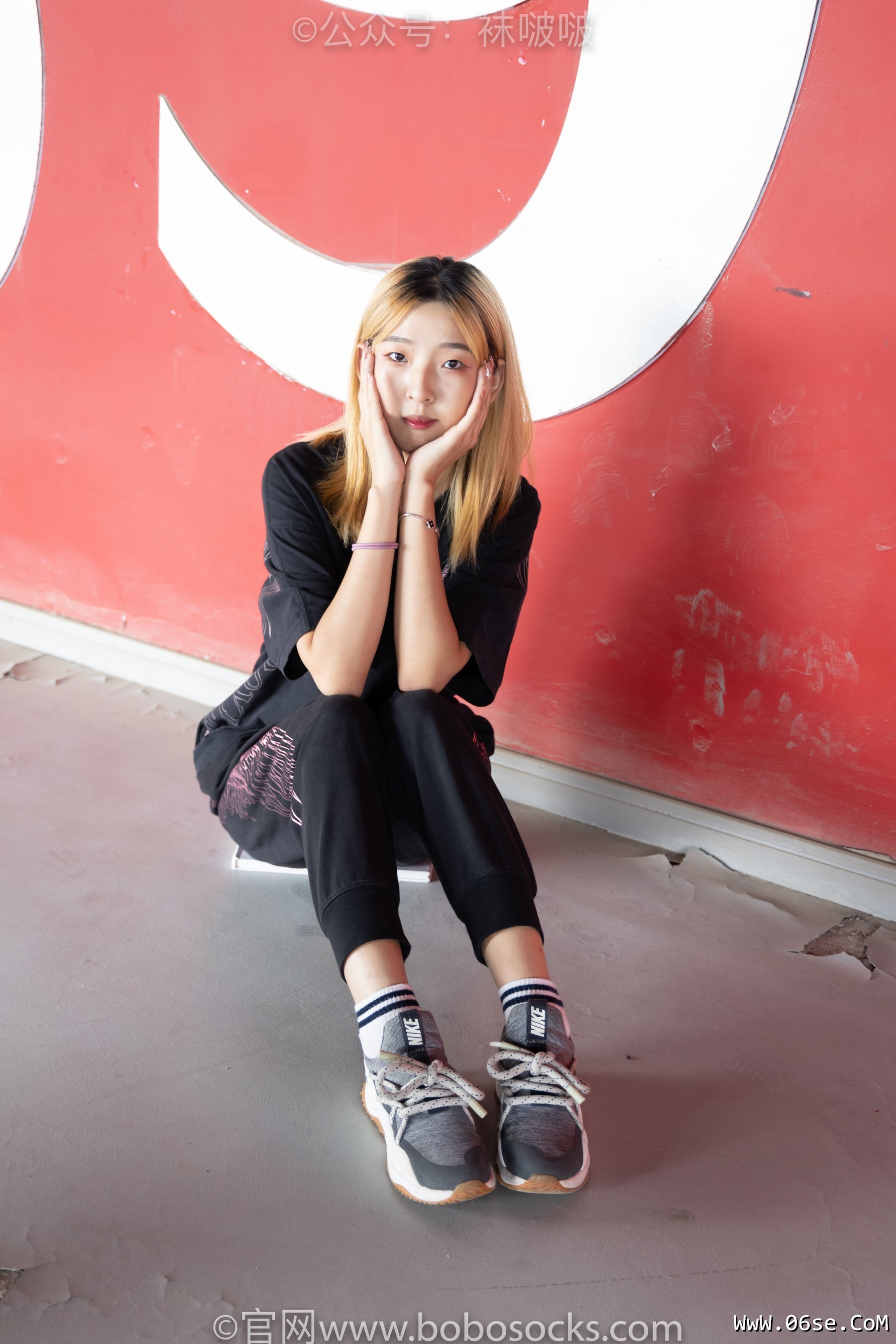 图片[23]-BoBoSocks袜啵啵 No.018 木木-运动鞋、白棉袜、裸足[136P]-六色网