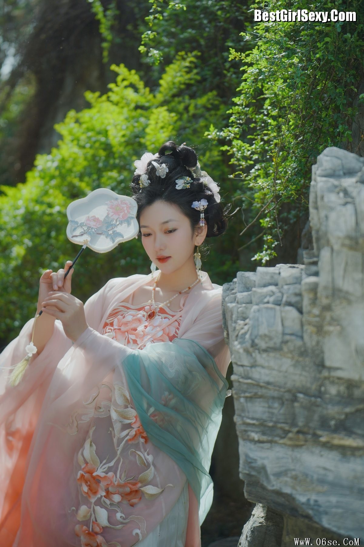 图片[6]-YiTuYu艺图语 Vol.3919 Jing Jing[23P]-六色网