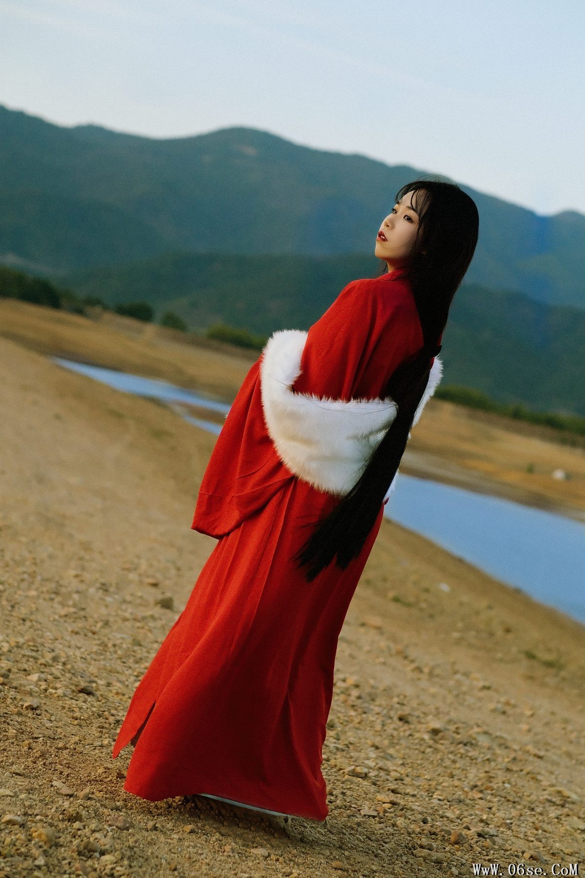 图片[7]-YiTuYu艺图语 Vol.3136 Hui Xia Xue De Xiao Xian Nu[25P]-六色网