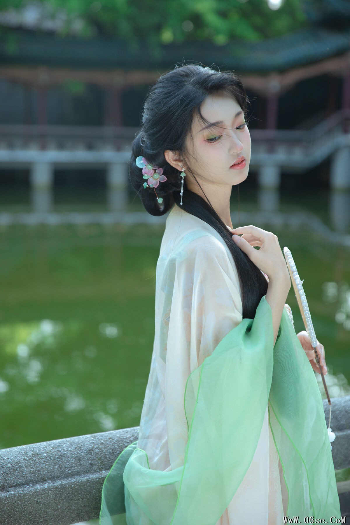 图片[4]-YiTuYu艺图语 Vol.7300 Leng Ku Wang Ye[25P]-六色网