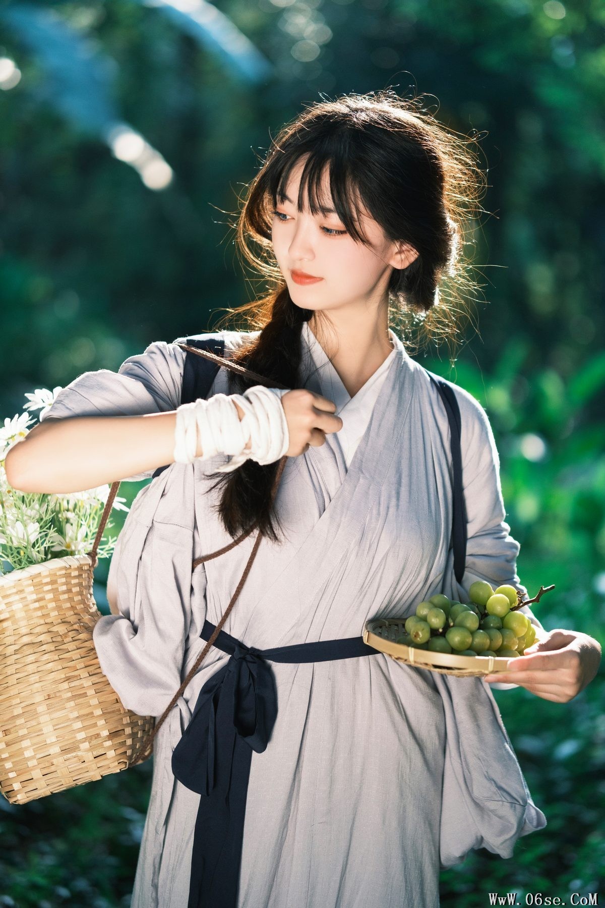 图片[3]-YiTuYu艺图语 Vol.5618 Er Liang Feng Yue[23P]-六色网