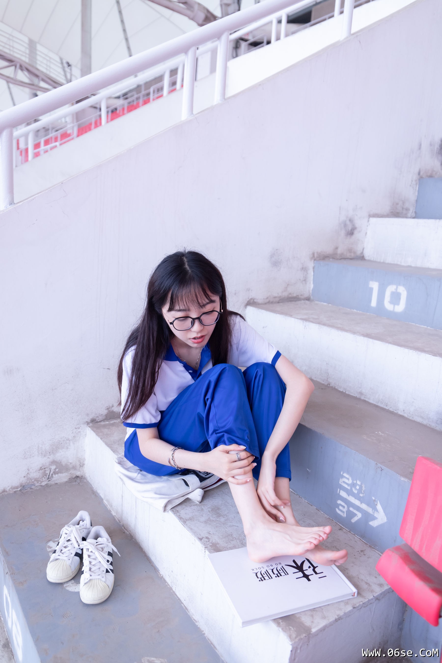 图片[137]-BoBoSocks袜啵啵 No.002 稚予-校服、贝壳头、白棉袜、裸足[139P]-六色网