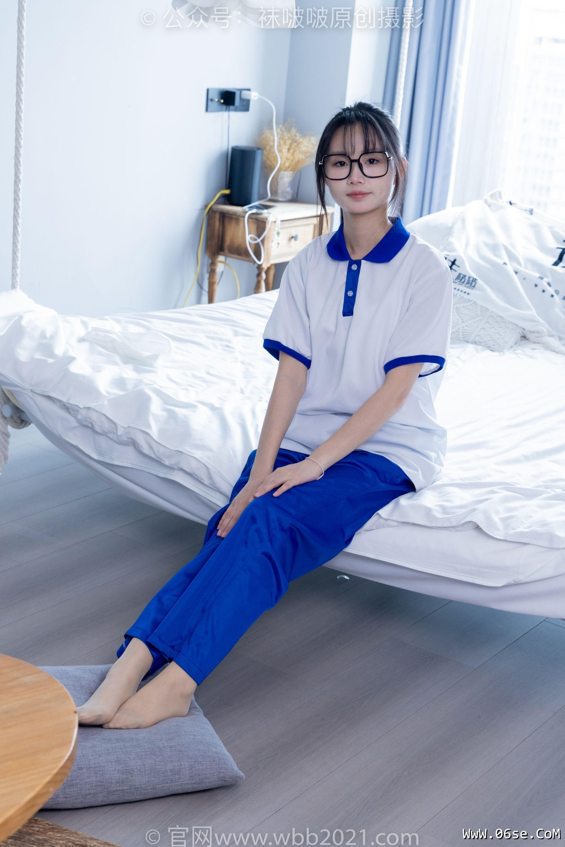 图片[44]-BoBoSocks袜啵啵 No.351 甜甜圈 -板鞋、白棉袜、肉丝、校服裤里丝[150P]-六色网
