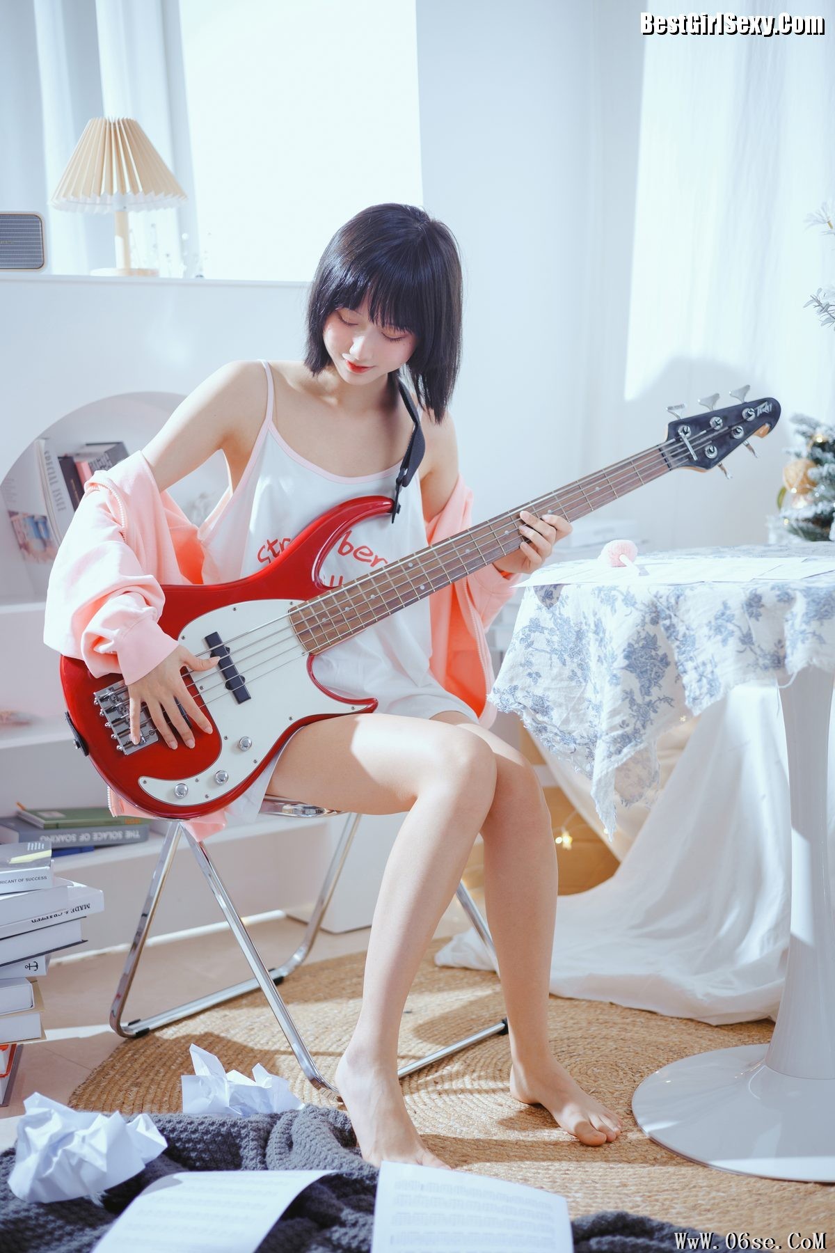 图片[5]-YiTuYu艺图语 Vol.4020 Mu Mian Mian VWV[26P]-六色网