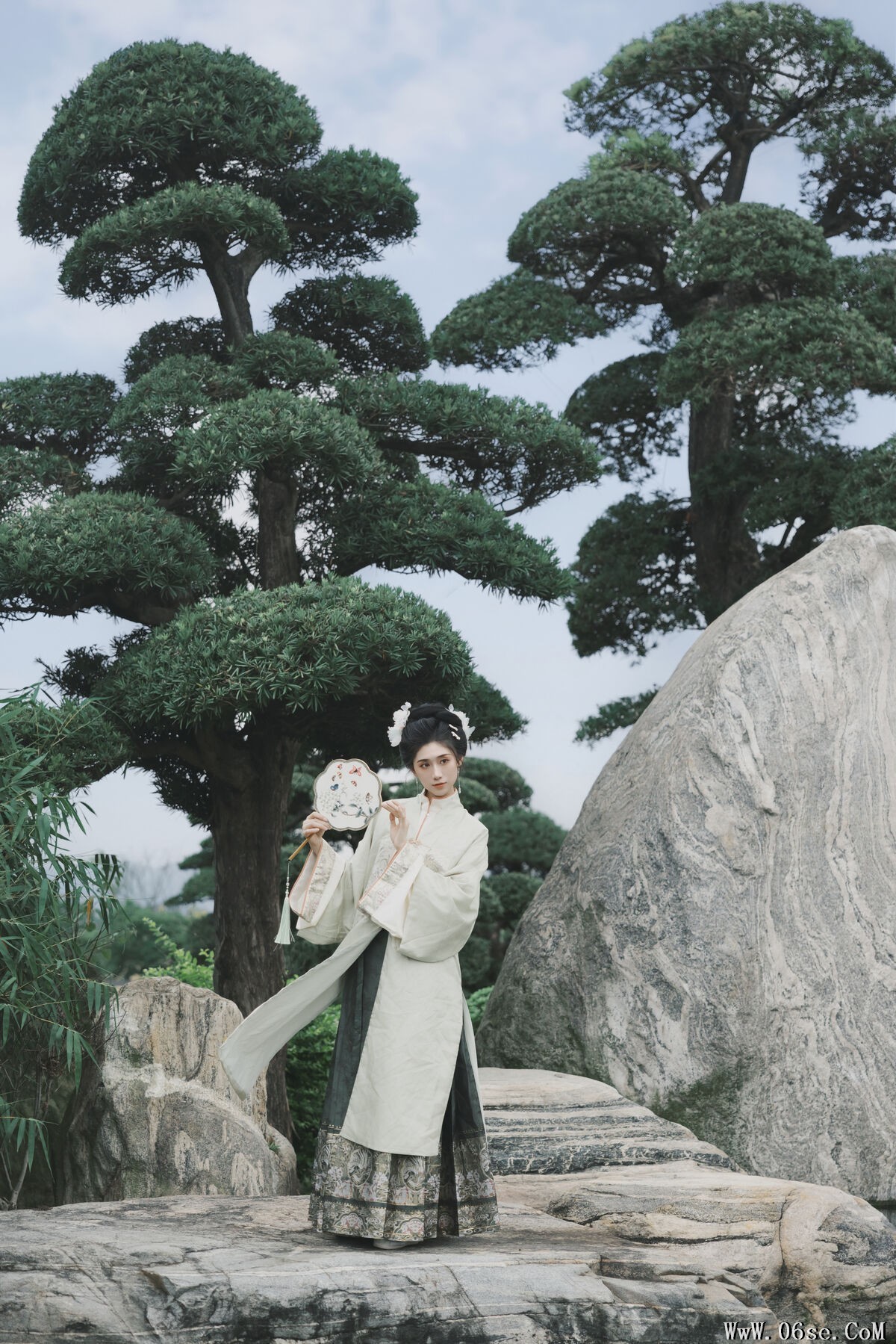 图片[15]-YiTuYu艺图语 Vol.6845 Yu Shao Yao Zao Shui[32P]-六色网