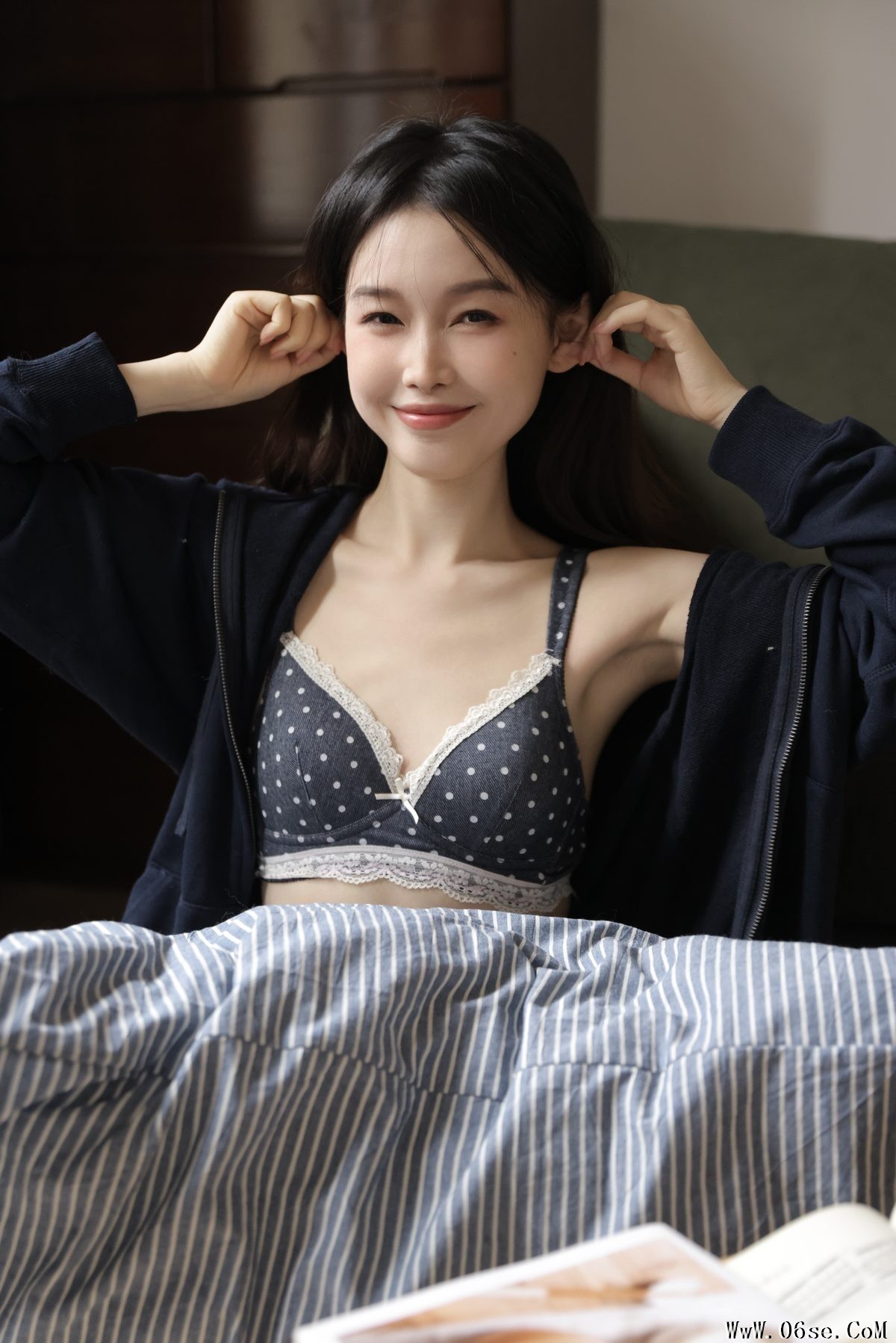 图片[23]-YiTuYu艺图语 Vol.3354 A Miao de Fan Fan[27P]-六色网