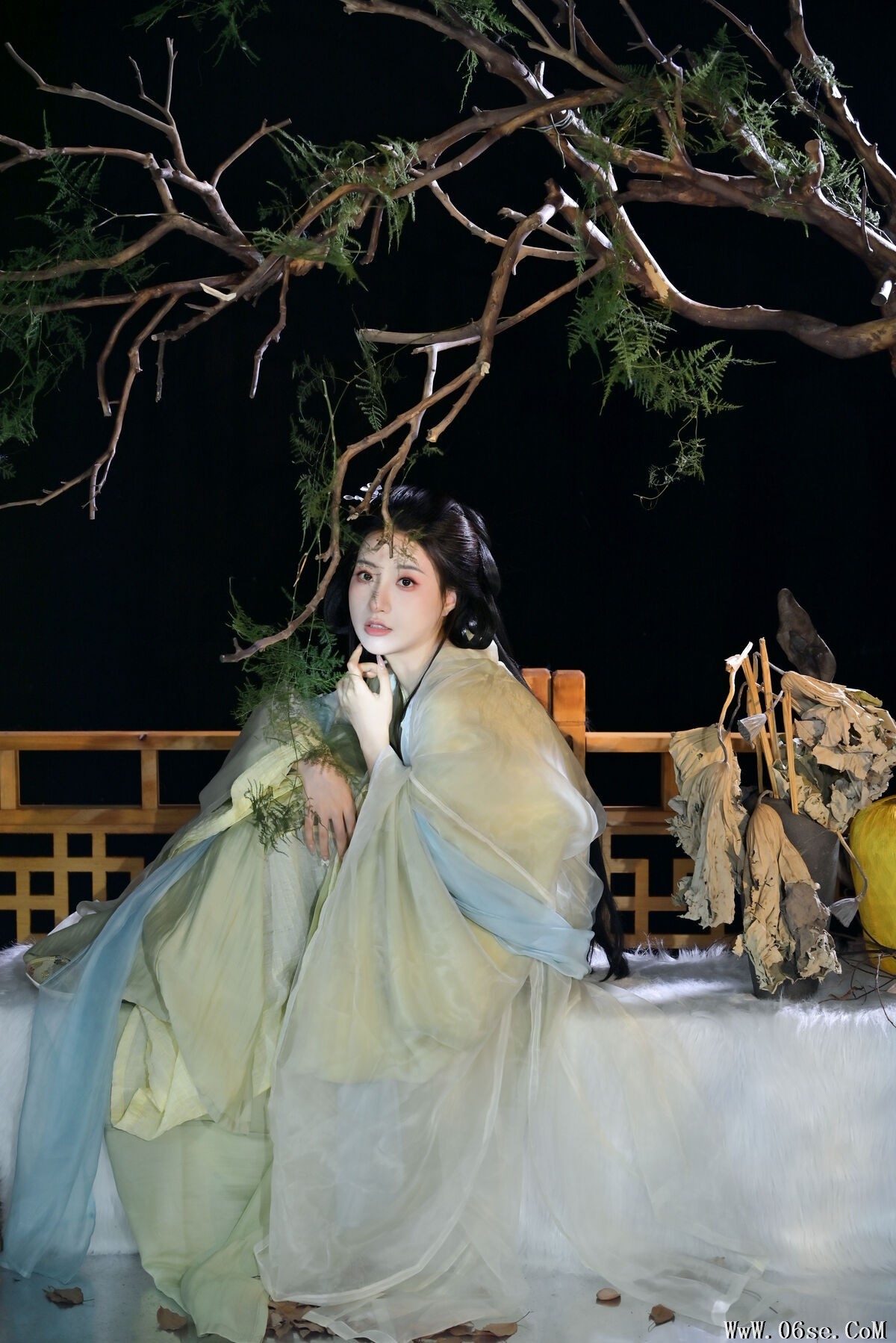 图片[13]-YiTuYu艺图语 Vol.6834 Ni De San San[21P]-六色网