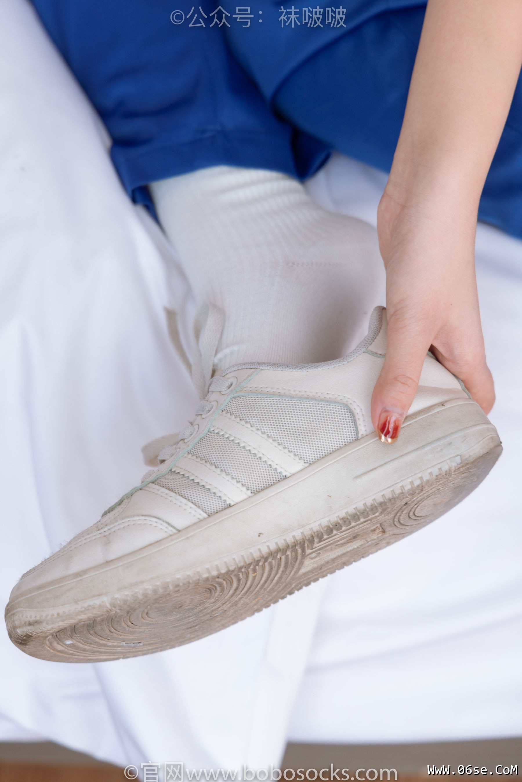 图片[32]-BoBoSocks袜啵啵 No.042 砂糖-校服、板鞋、白棉袜、油亮白丝[139P]-六色网