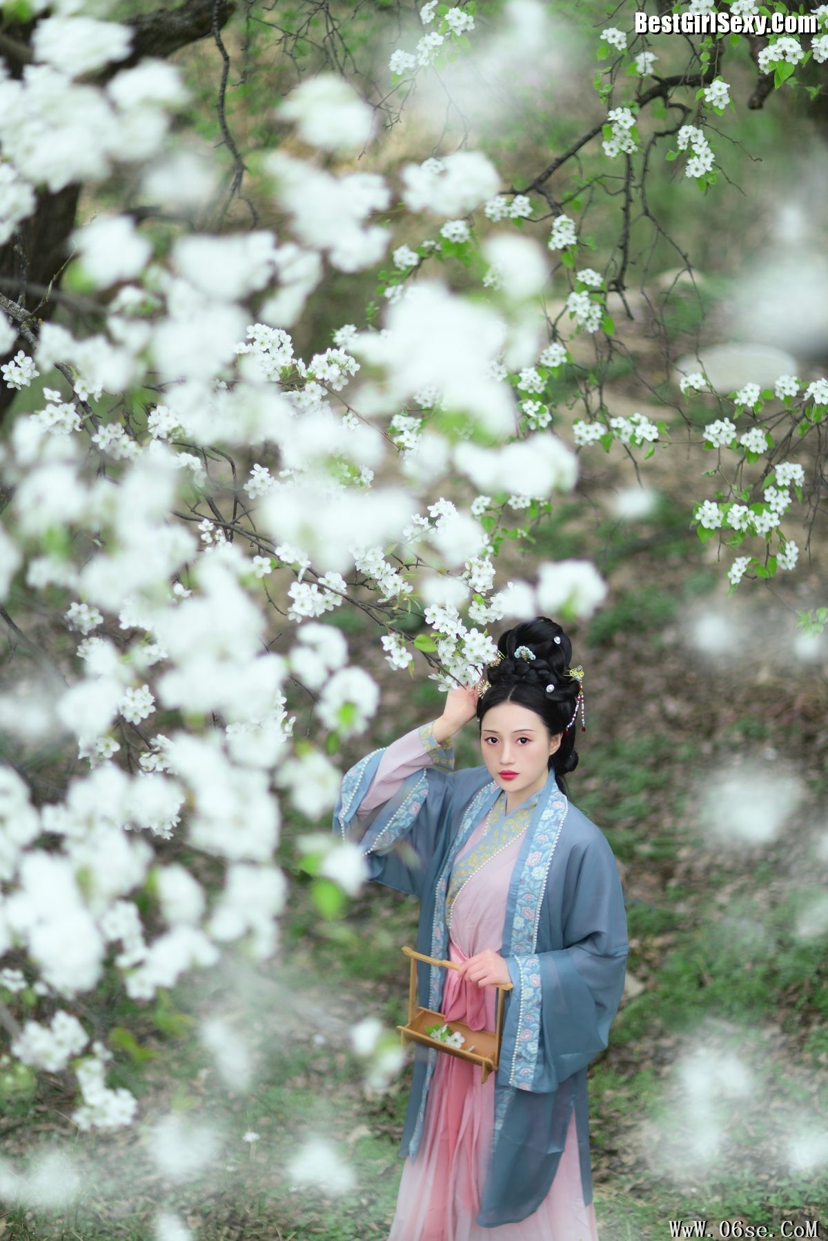 图片[3]-YiTuYu艺图语 Vol.3999 Wei Wei[43P]-六色网
